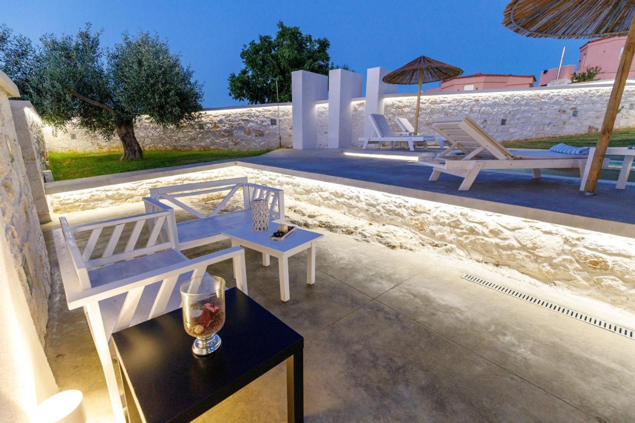 Apartment With Heated Private Pool And Bbq Georgioupoli