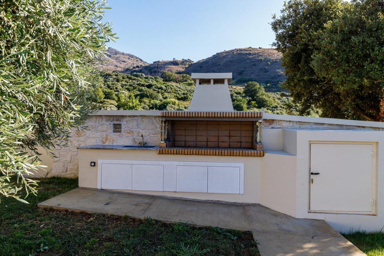 Apartment With Heated Private Pool And Bbq Georgioupoli