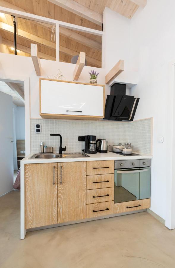 With Heated Private Pool And Bbq Apartment *