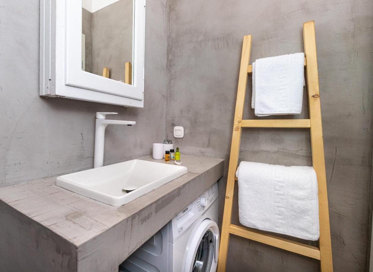 With Heated Private Pool And Bbq Georgioupoli