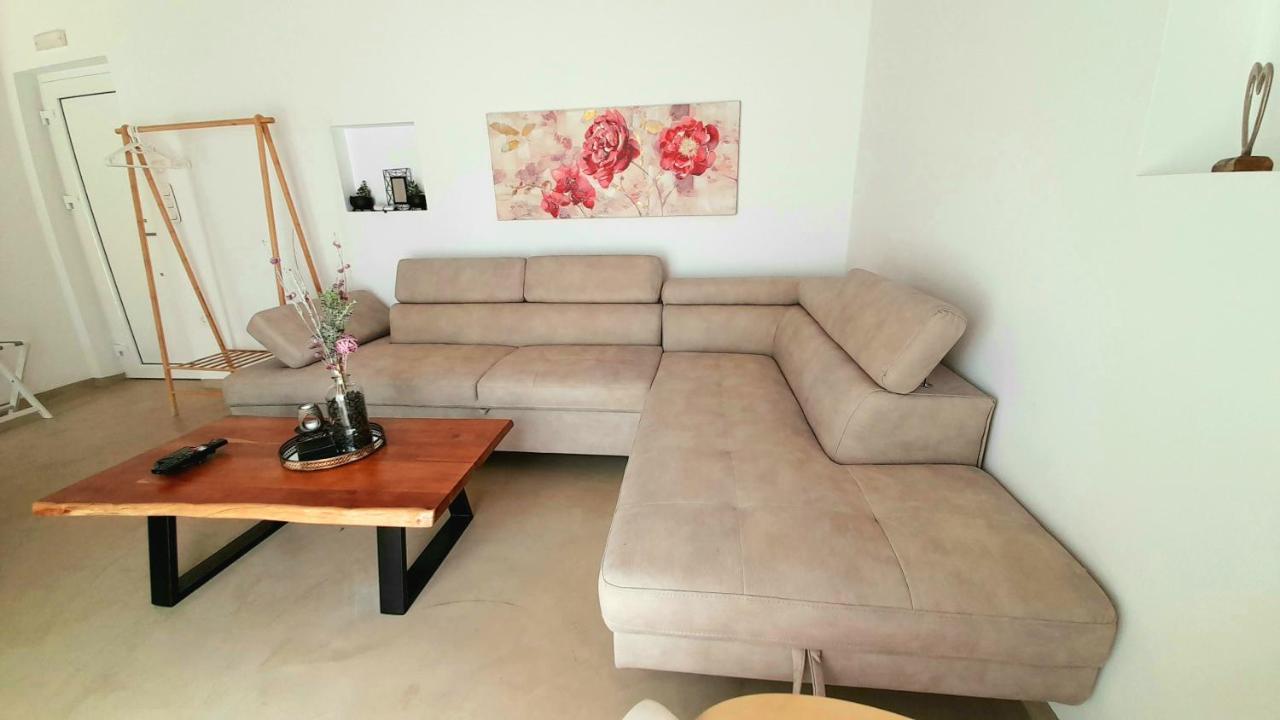 Apartment With Heated Private Pool And Bbq Georgioupoli