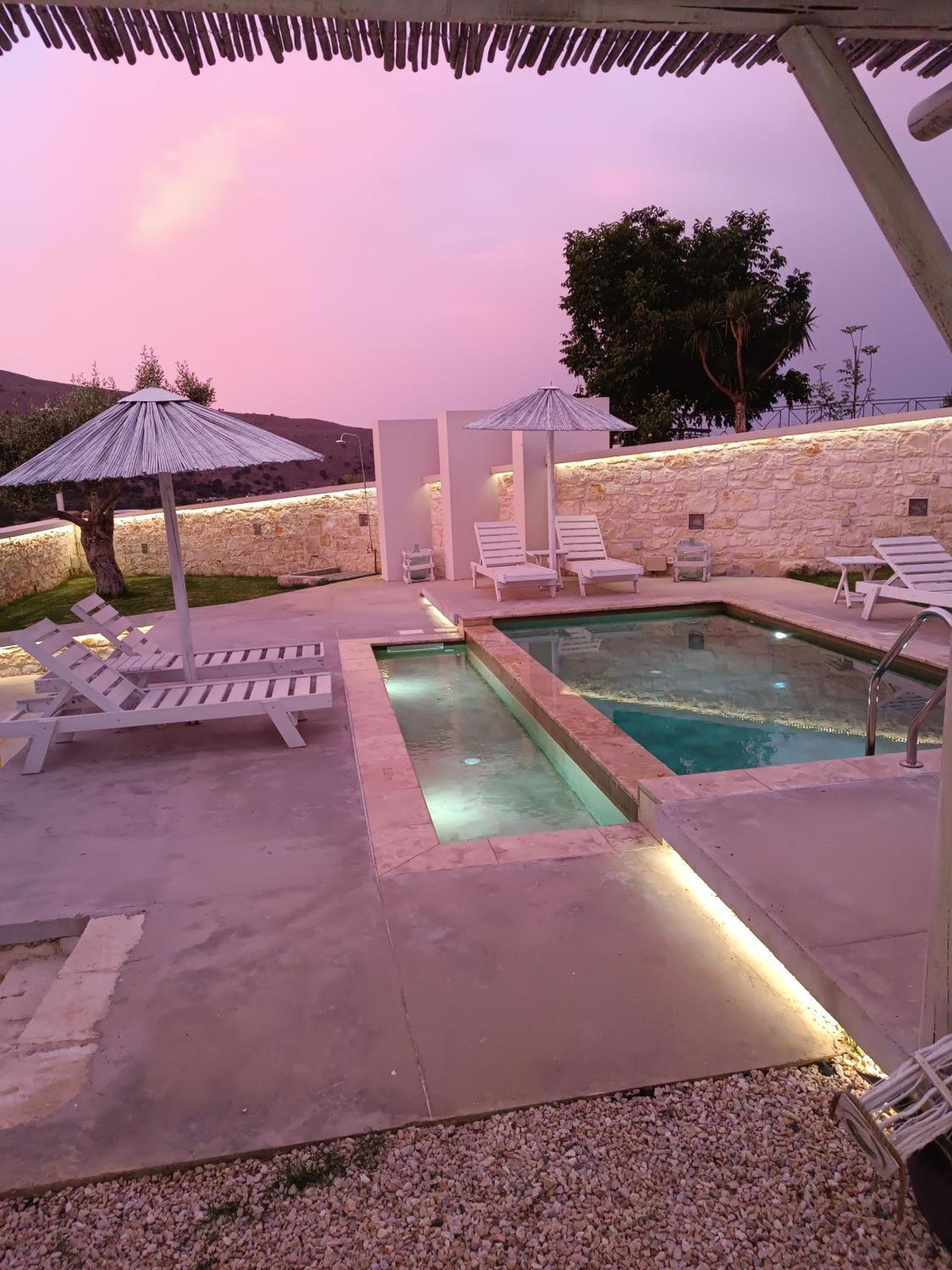With Heated Private Pool And Bbq Georgioupoli